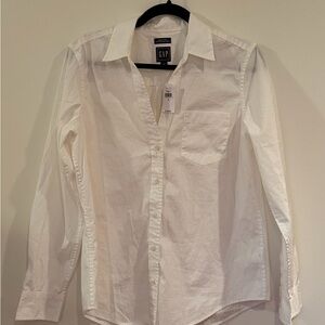 GAP Women’s White Collared Button-down Shirt - Medium 100% Cotton NWT